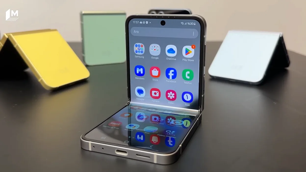 Galaxy Z Fold8 Ultra