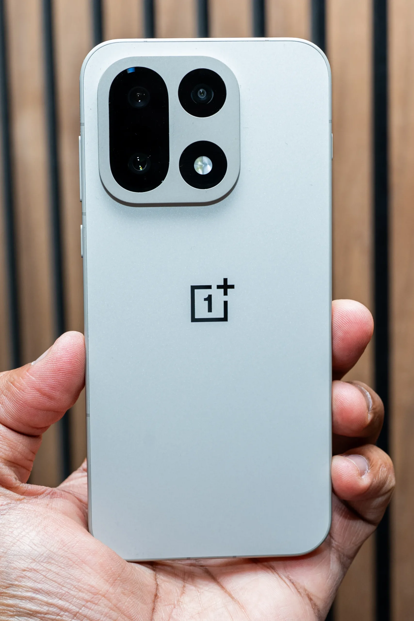 OnePlus 15